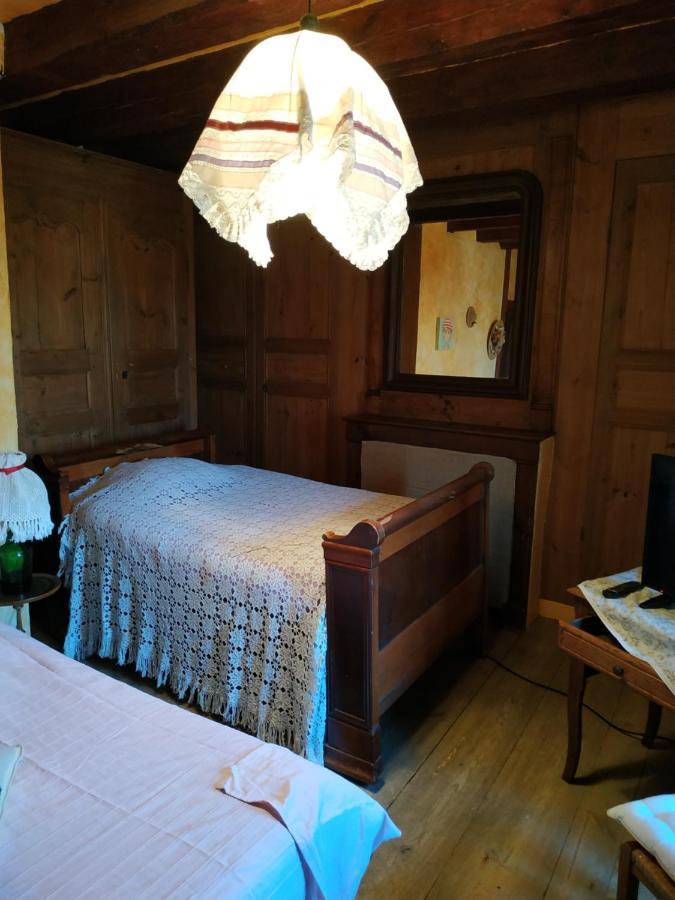 Auberge Paysanne Loubaresse  Zewnętrze zdjęcie